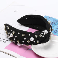 Top-knot detail on WantGor headband highlighting knot shape and comfortable padded design