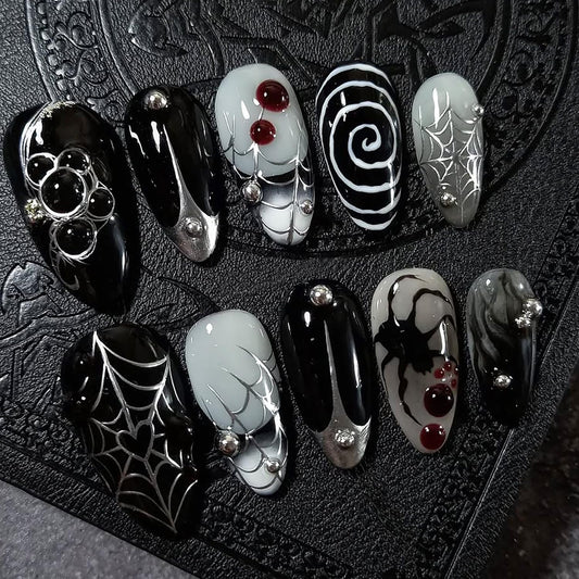 WBRRFJJ front packaging showing 30pc set and silver spider web nails for quick glam