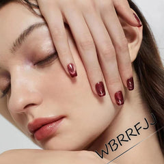 WBRRFJJ macro of glitter texture emphasizing glossy finish and reflective appeal