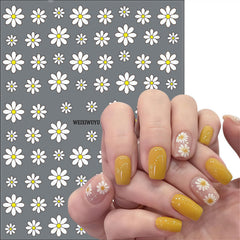 WEIXIWUYU close-up of white and yellow daisy details highlighting crisp edges