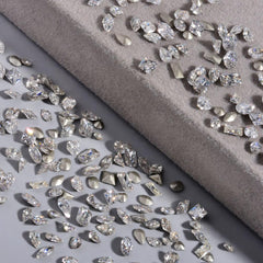 WENEWFINE close-up facet sparkle highlighting brilliant light reflection