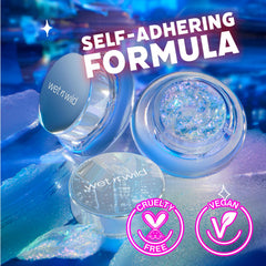 wet n wild Nova Beat being applied with finger for intense chrome