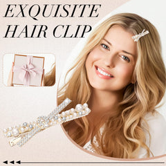 WILLBOND bobby pins next to a hand showing size and portable convenience