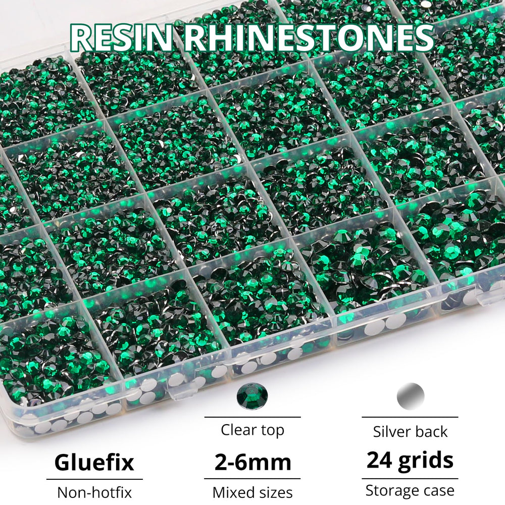 Worthofbest close-up of 14-facet green rhinestone shimmering, highlighting reflective sparkle benefit