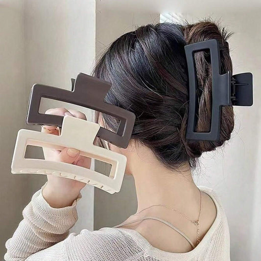 WOVOWOVO front view of three jumbo clips showing colors and design for secure hold