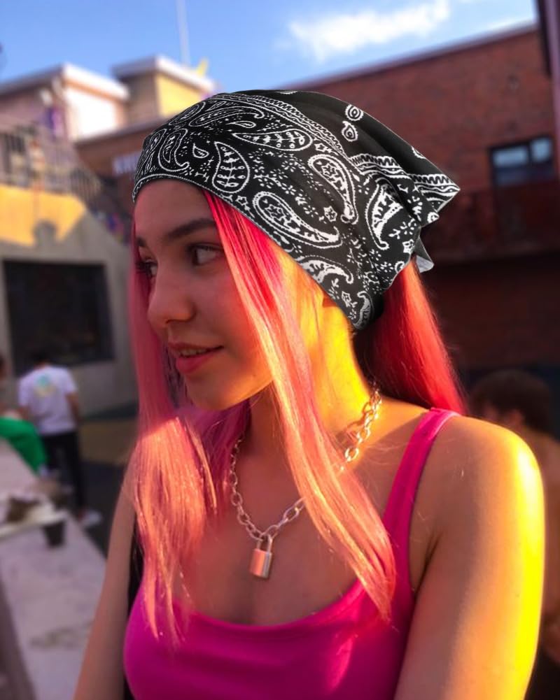 WOVOWOVO on model outdoors illustrating boho style and all-day wearability