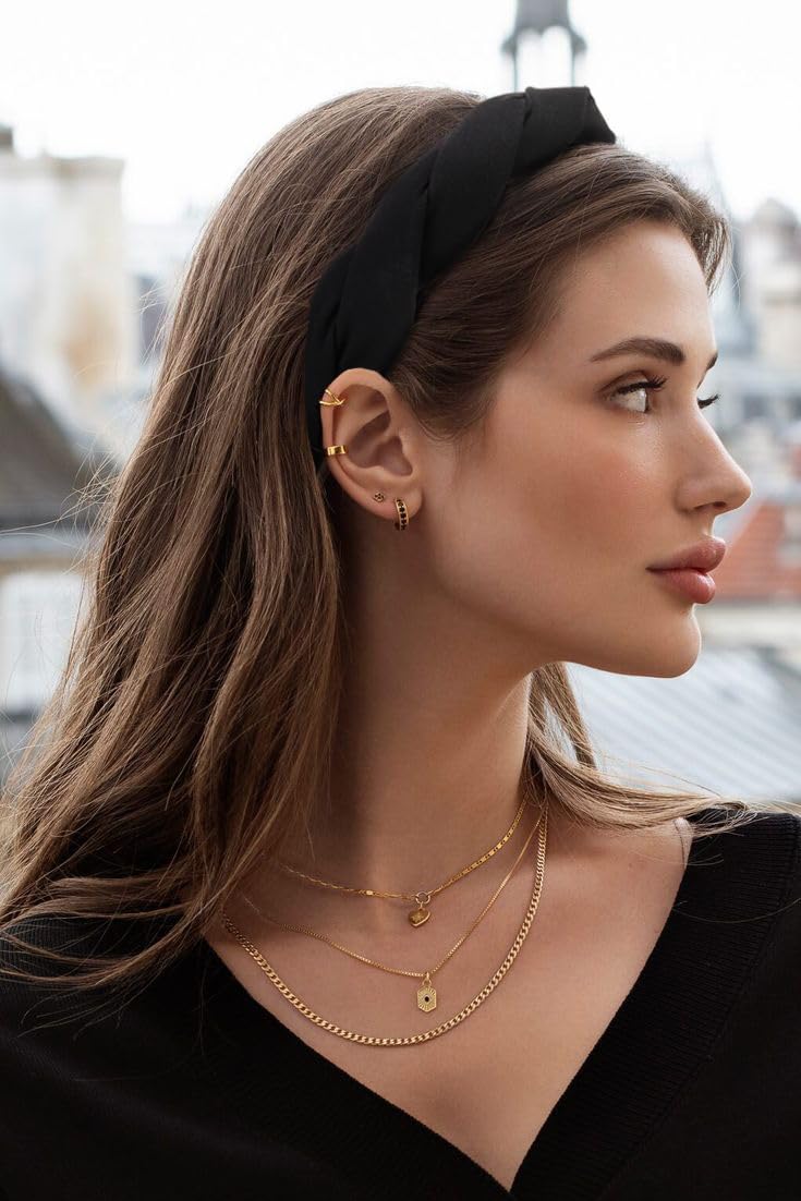 WOVOWOVO side profile worn on model showing secure fit and non-slip benefit