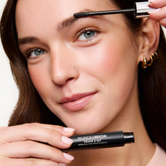 WUNDERBROW close-up of bamboo extract highlighting conditioning, anti-breakage benefit