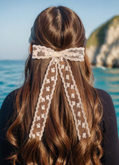 XFYUZR close-up lace pattern detail highlights delicate texture and elegance