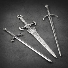 XJYHDY hair pins worn with renaissance outfit for costume impact