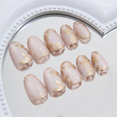 xzmeilun close-up of 3D gold leaf and cat-eye shimmer showing fine decorative detail