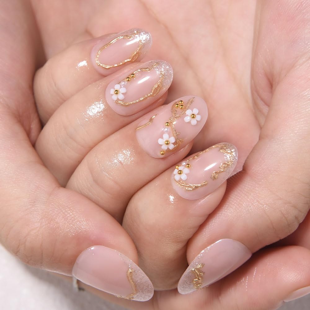XZMeiLun close-up of gold and pearl flower detail highlighting refined texture and shine