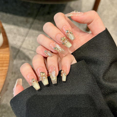 Yacey pearl French tip texture with glossy multilayer gel finish