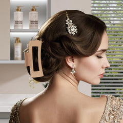 Yaqulen headband in use during face washing keeping hair out of the way