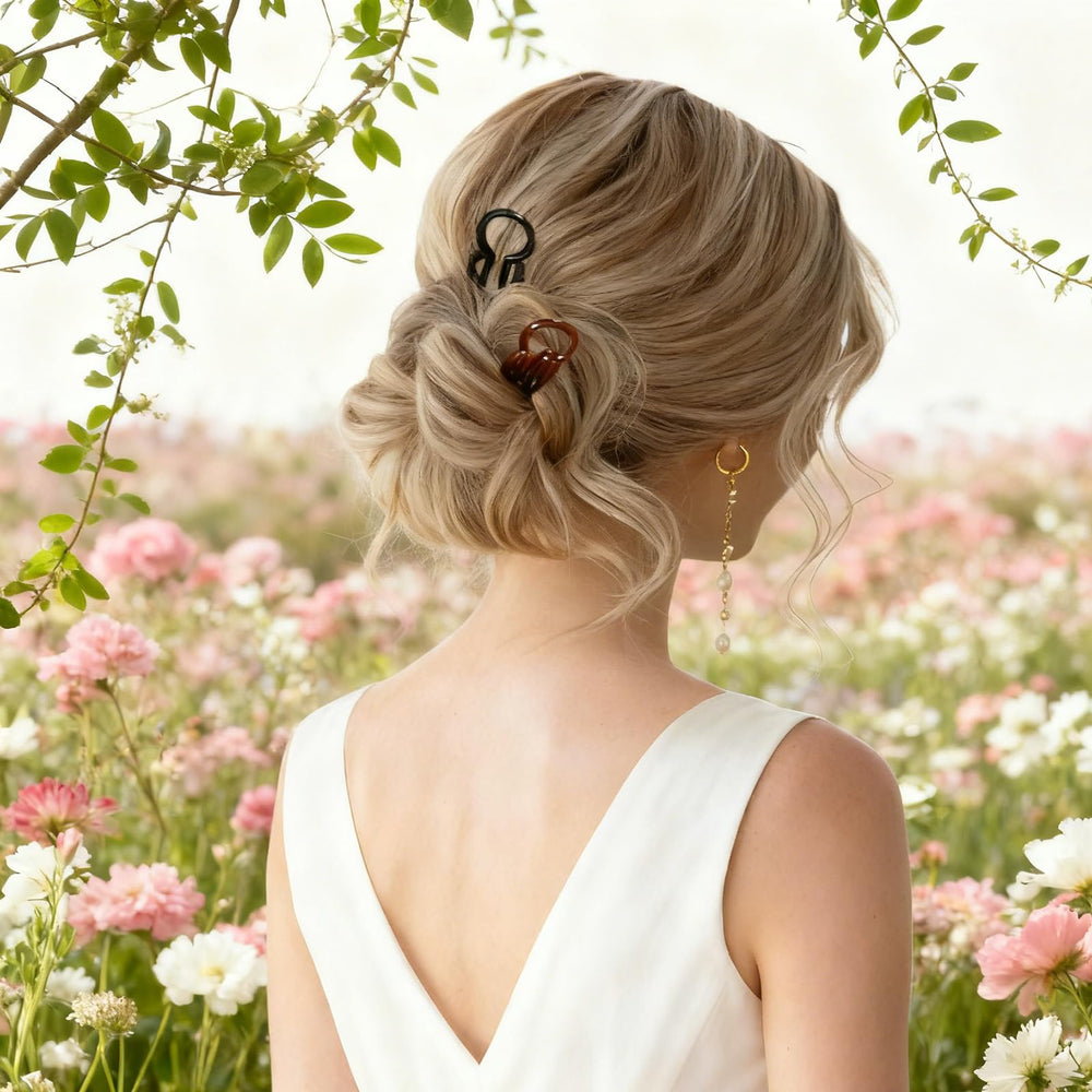 YCKXXL multicolor pins fanned out offering styling versatility