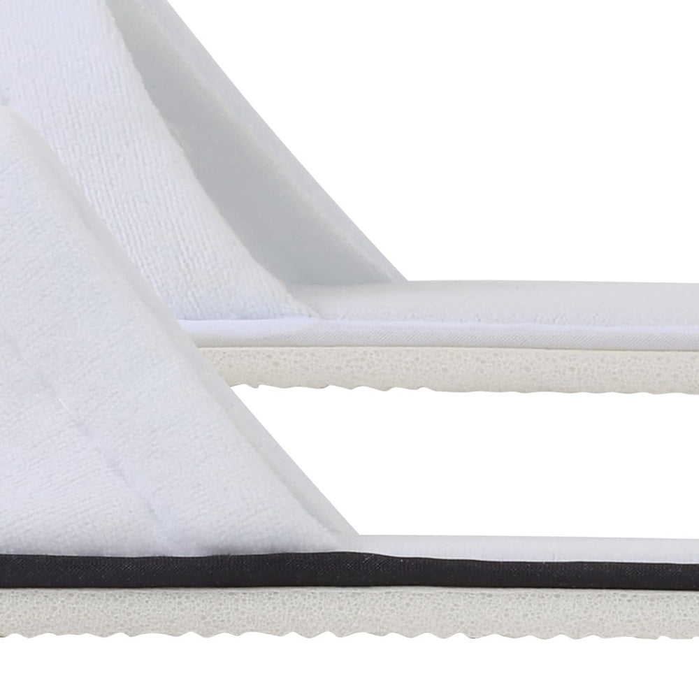 Yeios sole detail with textured non-slip pattern for safer steps
