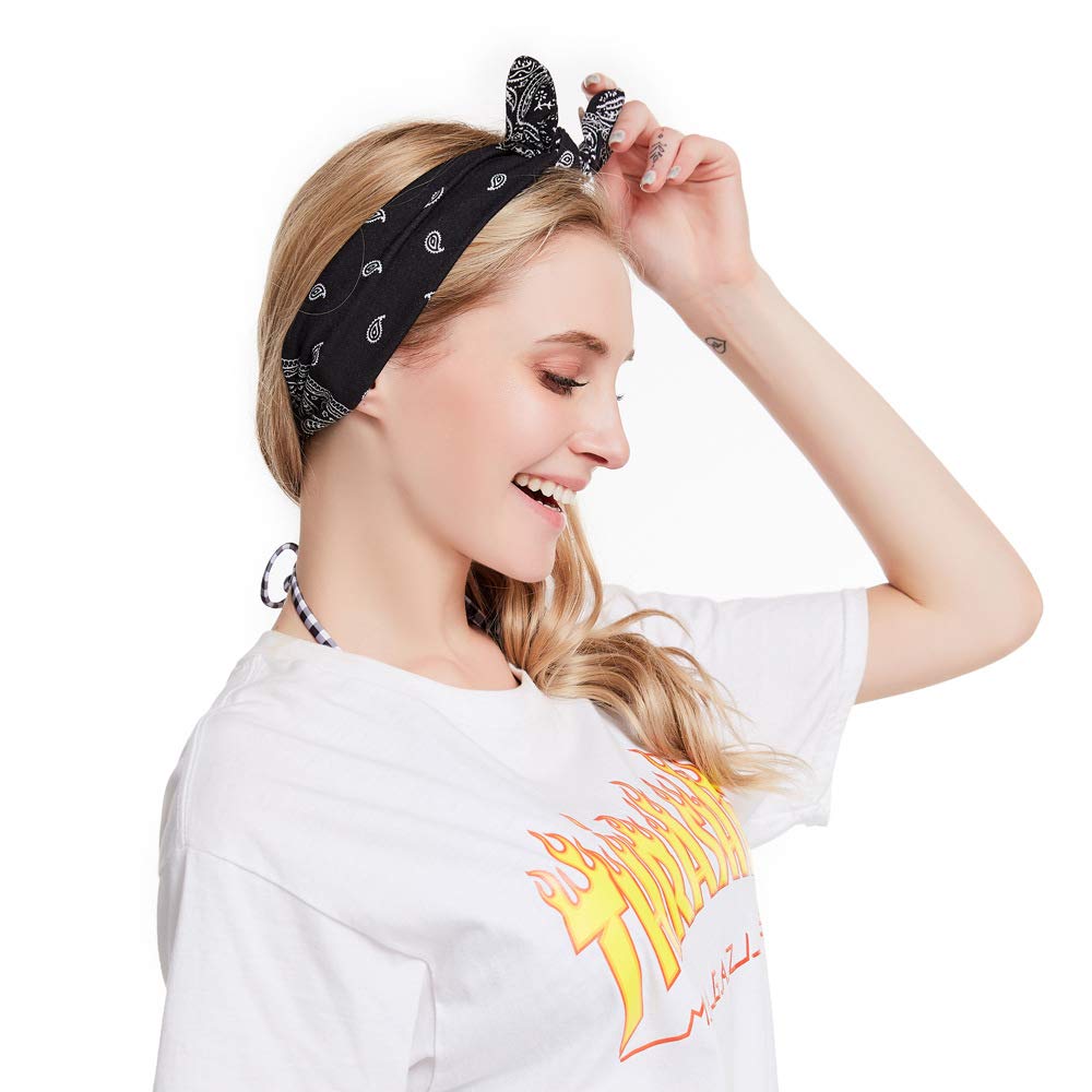Yeshan woman wearing headband during yoga, keeps hair secure and absorbs light sweat
