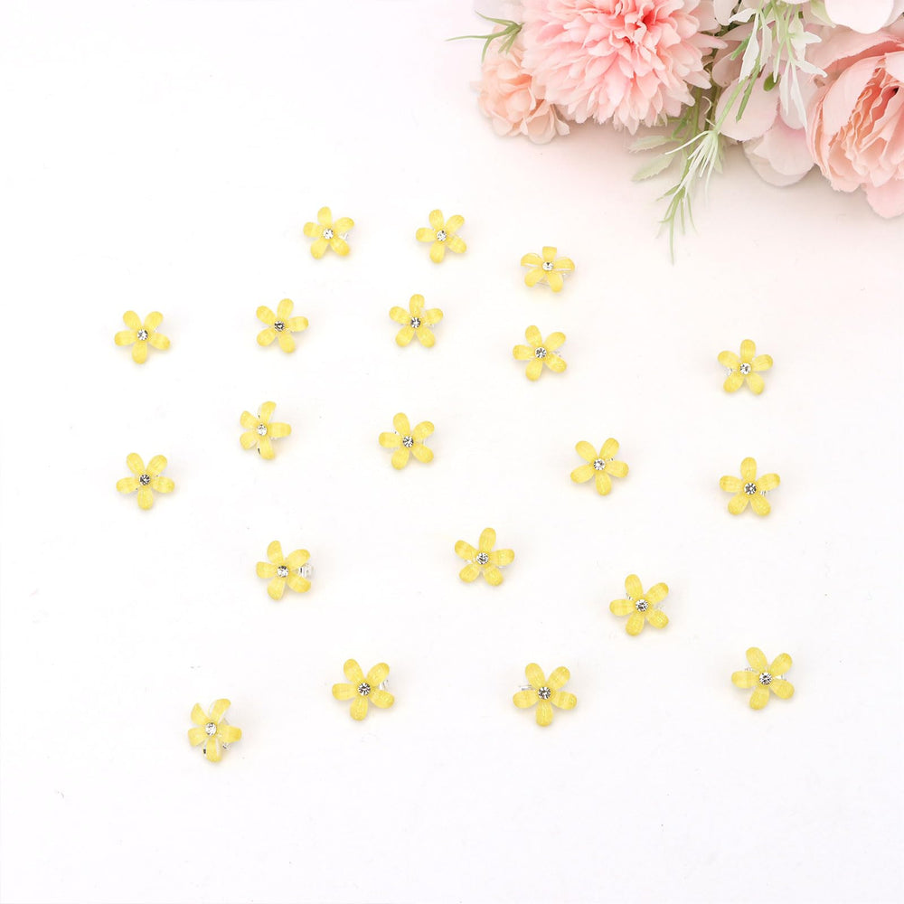 YISSION lifestyle shot at outdoor party, yellow clips enhance festive look