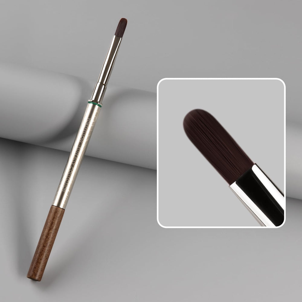 YOKE FELLOW brush in kit layout demonstrating compact storage convenience