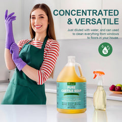 Yoken rinsing a dog demonstrating gentle pet-safe cleansing