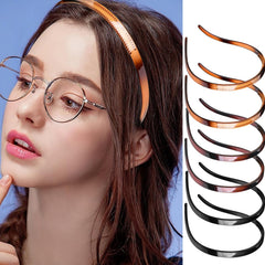 YONOY close-up of inner tooth texture offering non-slip grip without hair pulling