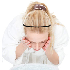 Zhanmai in use on woman with ponytail demonstrating secure hold and styling ease benefit