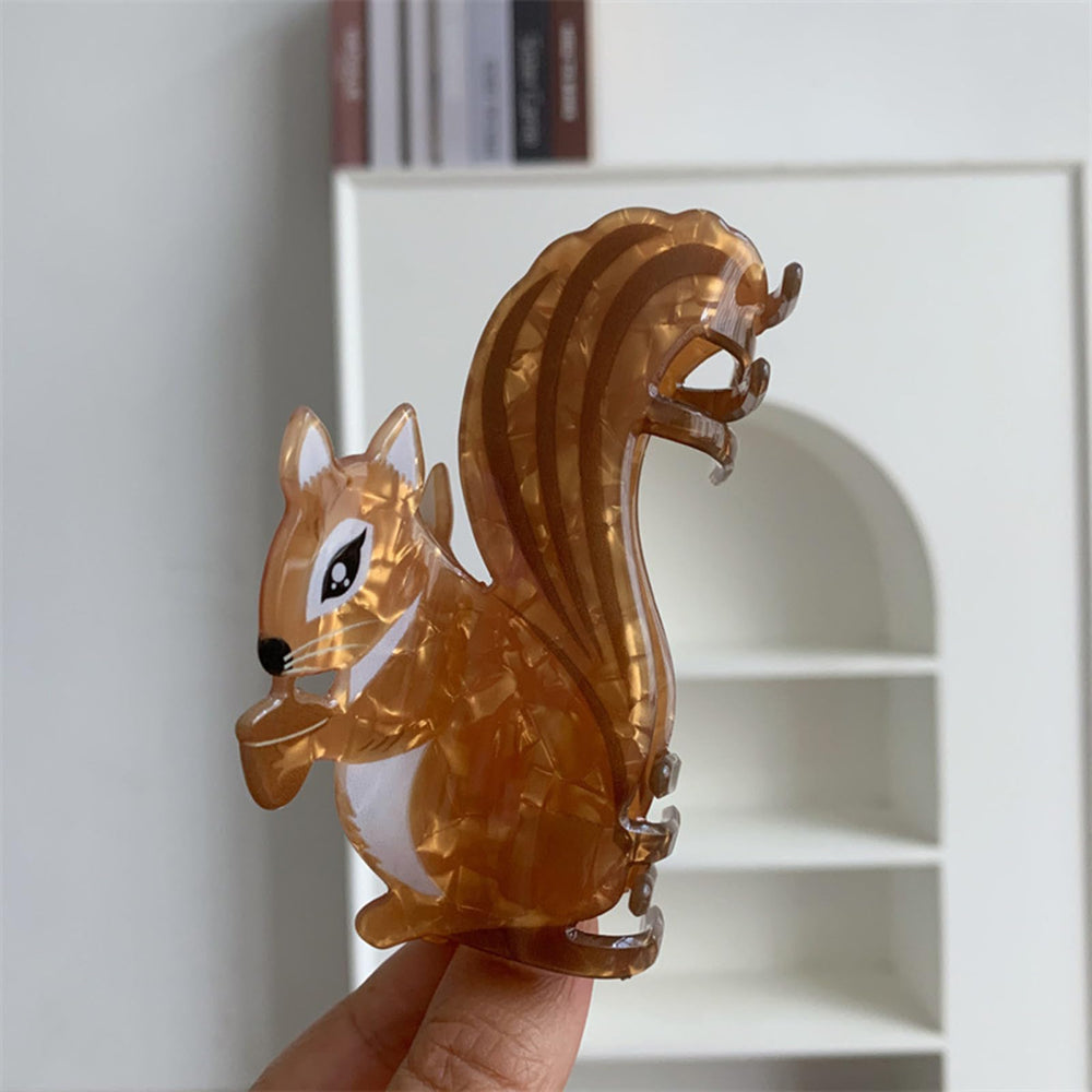 zjhgdr squirrel clip lifestyle Thanksgiving outfit showing seasonal accessorizing