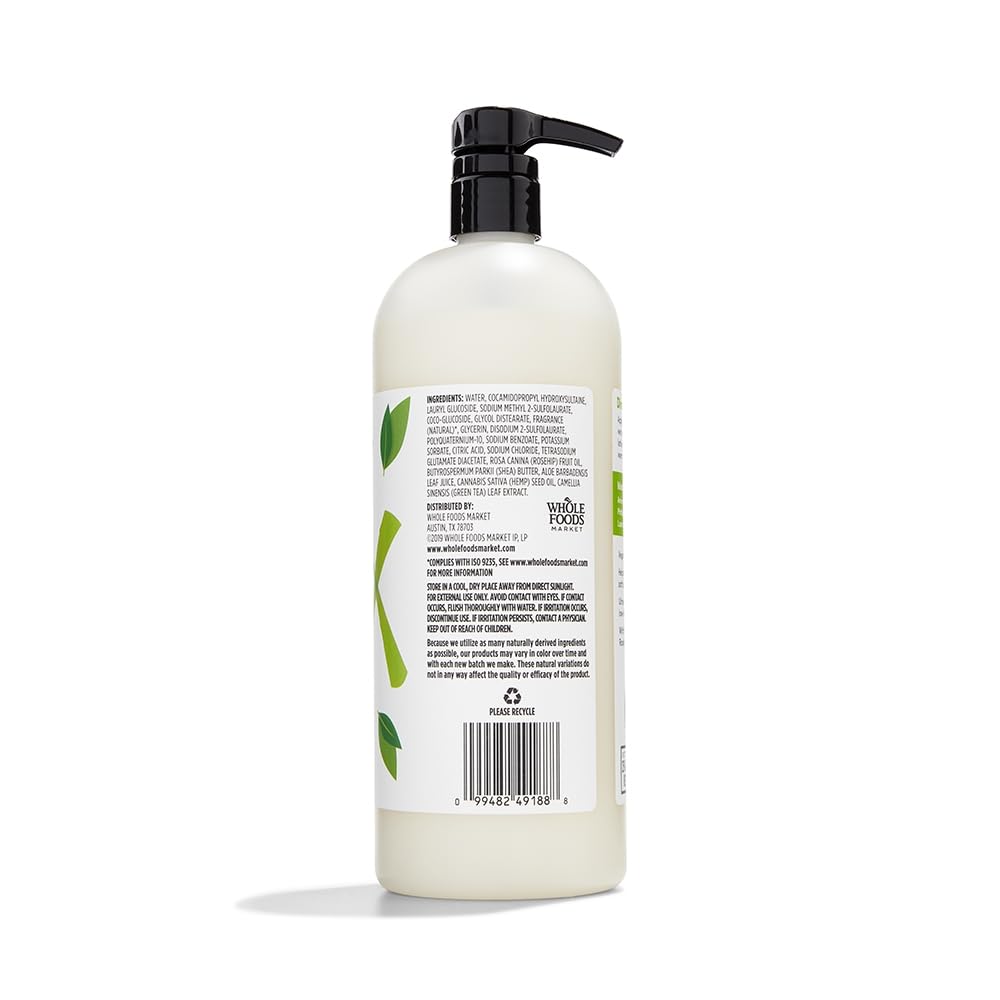 close-up pump of 365 by Whole Foods Market bottle for easy dispensing and convenience