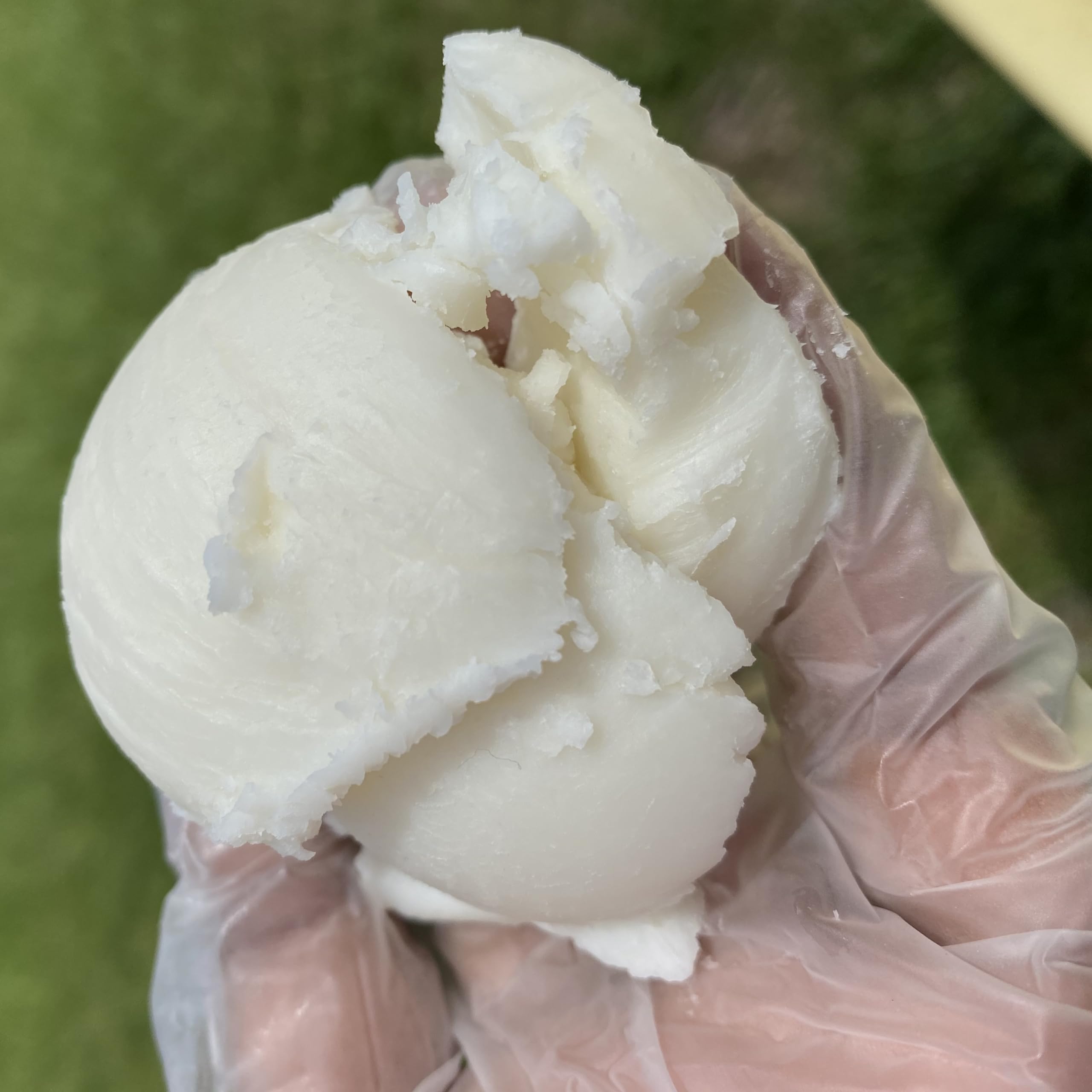 3CAYG melted scoop demonstrating creamy melt and easy blending benefit