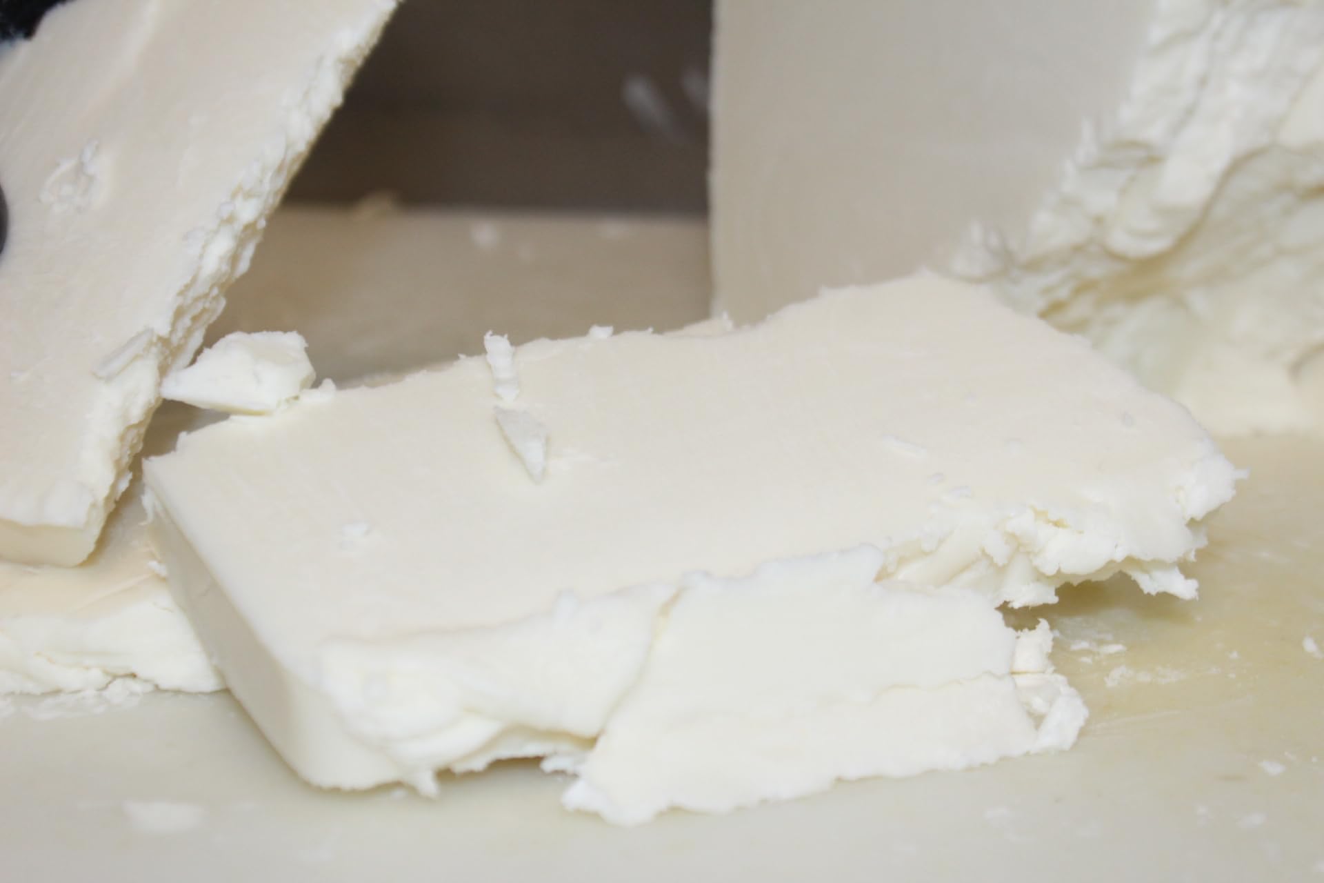 3CAYG pail on scale with label highlighting bulk size and ingredient clarity