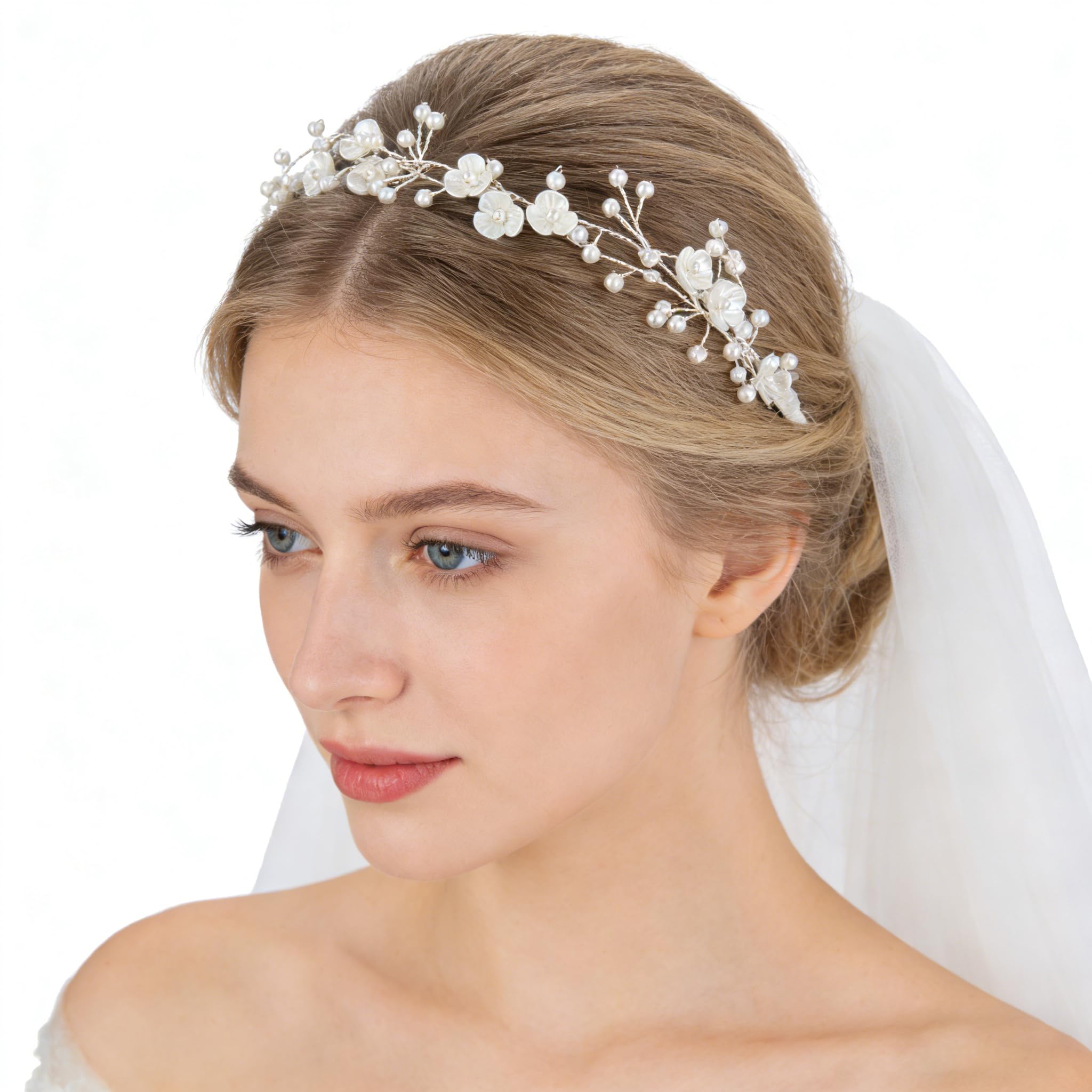 527&huan headband on mannequin demonstrating hairline placement and styling ease