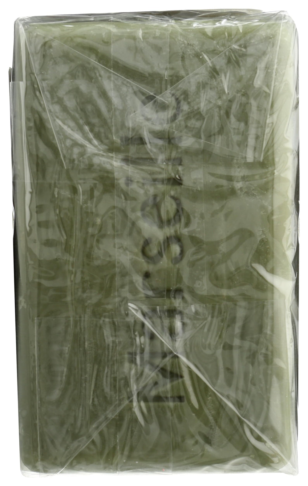 A LA MAISON label zoom on ingredients listing olive oil, lavender, and rosemary benefits
