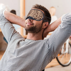 Acfun sleep mask size comparison beside smartphone showing compact pouch portability