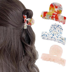 Agirlvct front packaging showing three compact acetate clips & ready-to-gift benefit