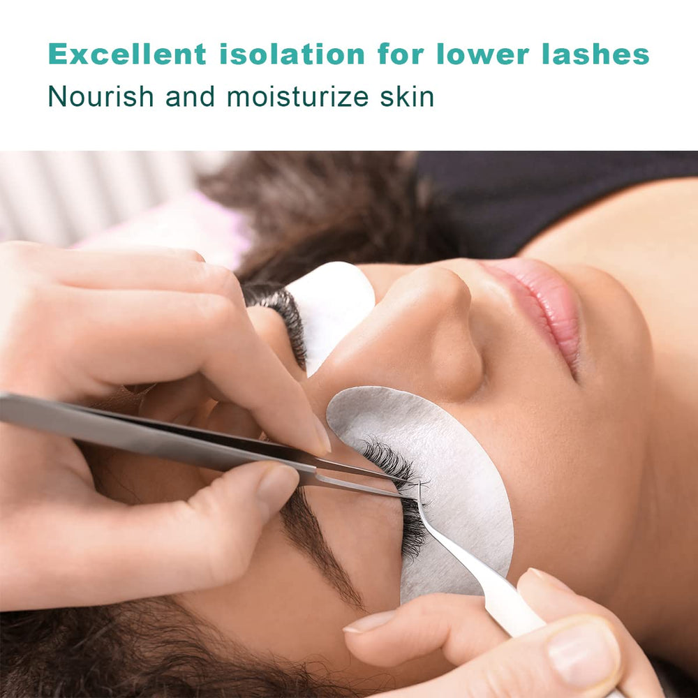 AHIER pad applied under model eye showing secure lash separation benefit