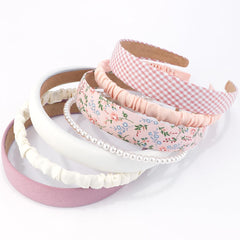 AHONEY padded headband close-up shows soft texture for comfortable wear