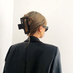 AHONEY clip used for a half-up hairstyle offering comfortable all-day wear