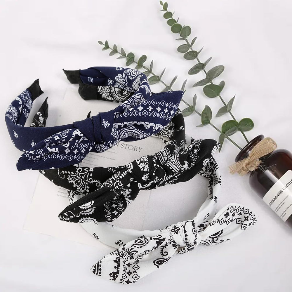 AIBFRID model wearing navy headband with waves, demonstrates comfortable all-day wear