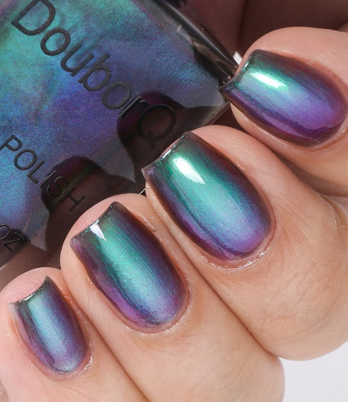 AILALUO front packaging showing chameleon green-blue polish for striking color
