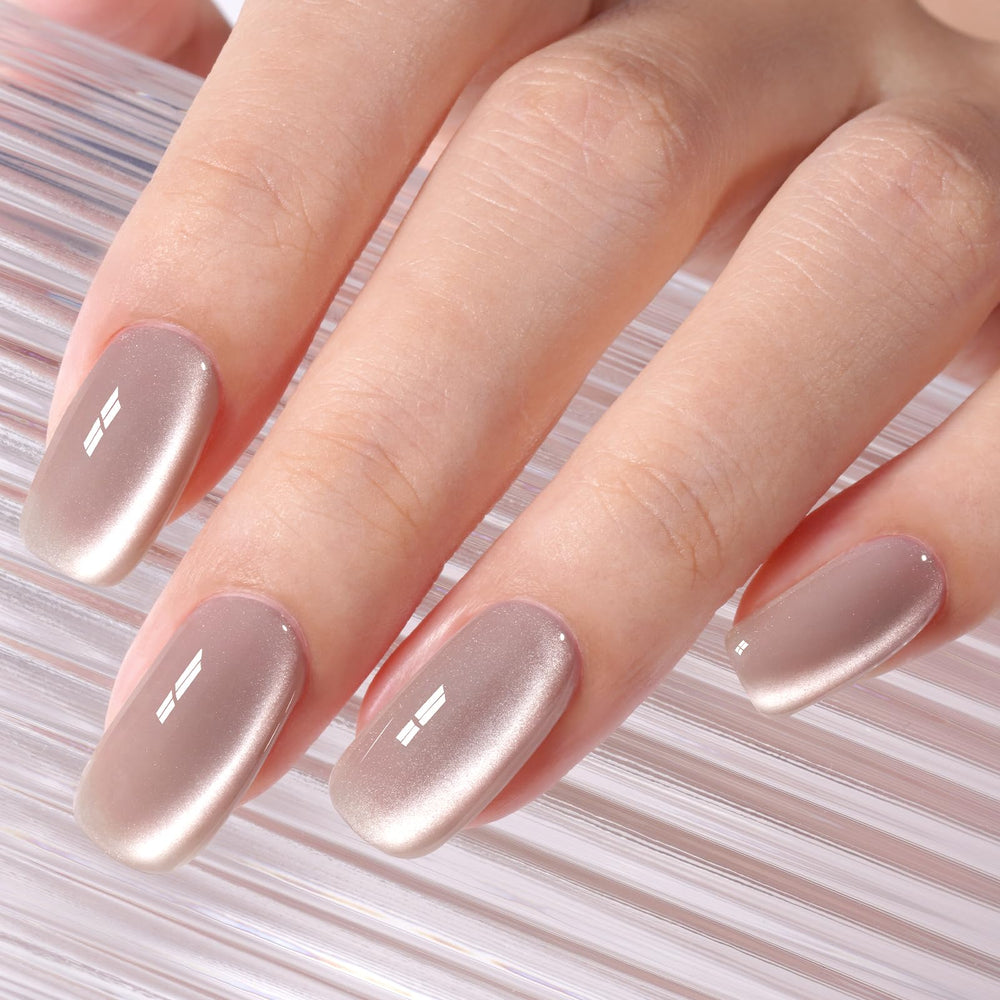 AILLSA square magnet included with polish for precise cat eye shaping