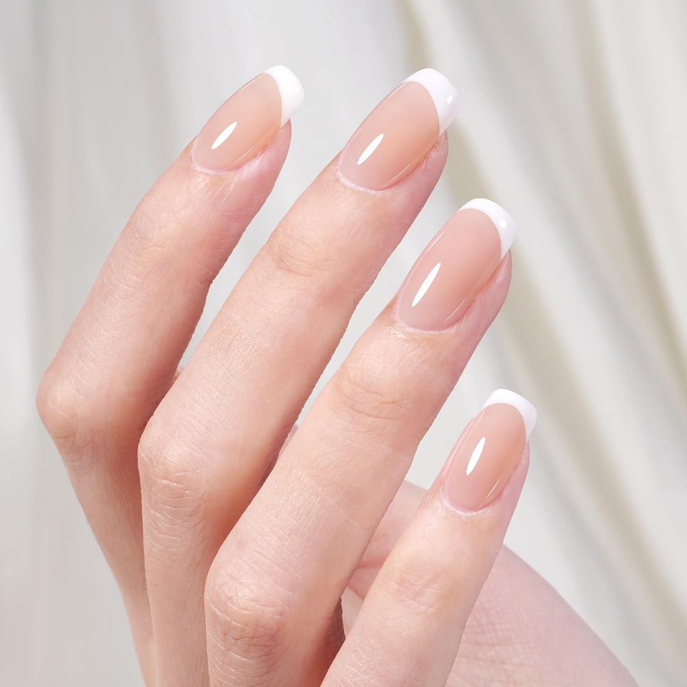 AILLSA brush stroke detail displaying smooth application and even coverage