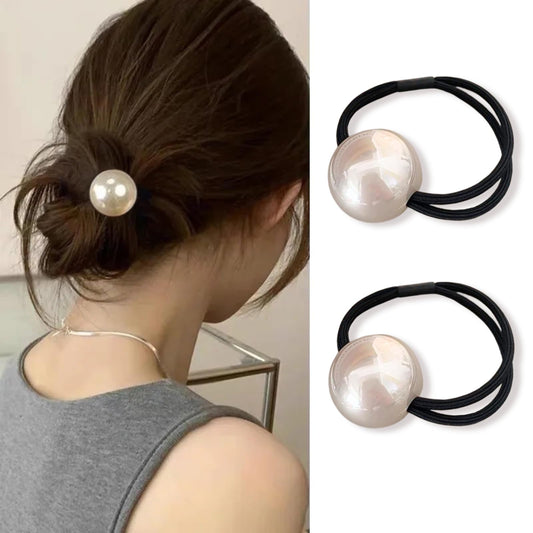 AIUPUOC front view of pearl scrunchie set shows elegant styling benefit