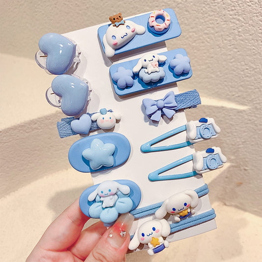 Akutoer front packaging showing 12 blue dog clips and neat arrangement for gifting