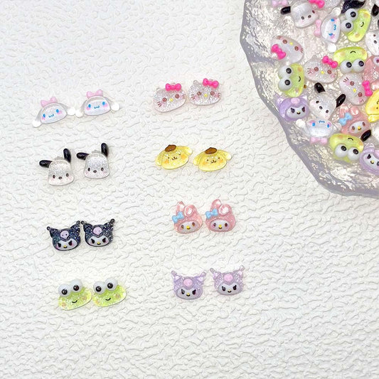 Akutoer front packaging showing 80-piece kawaii nail charms and variety benefits