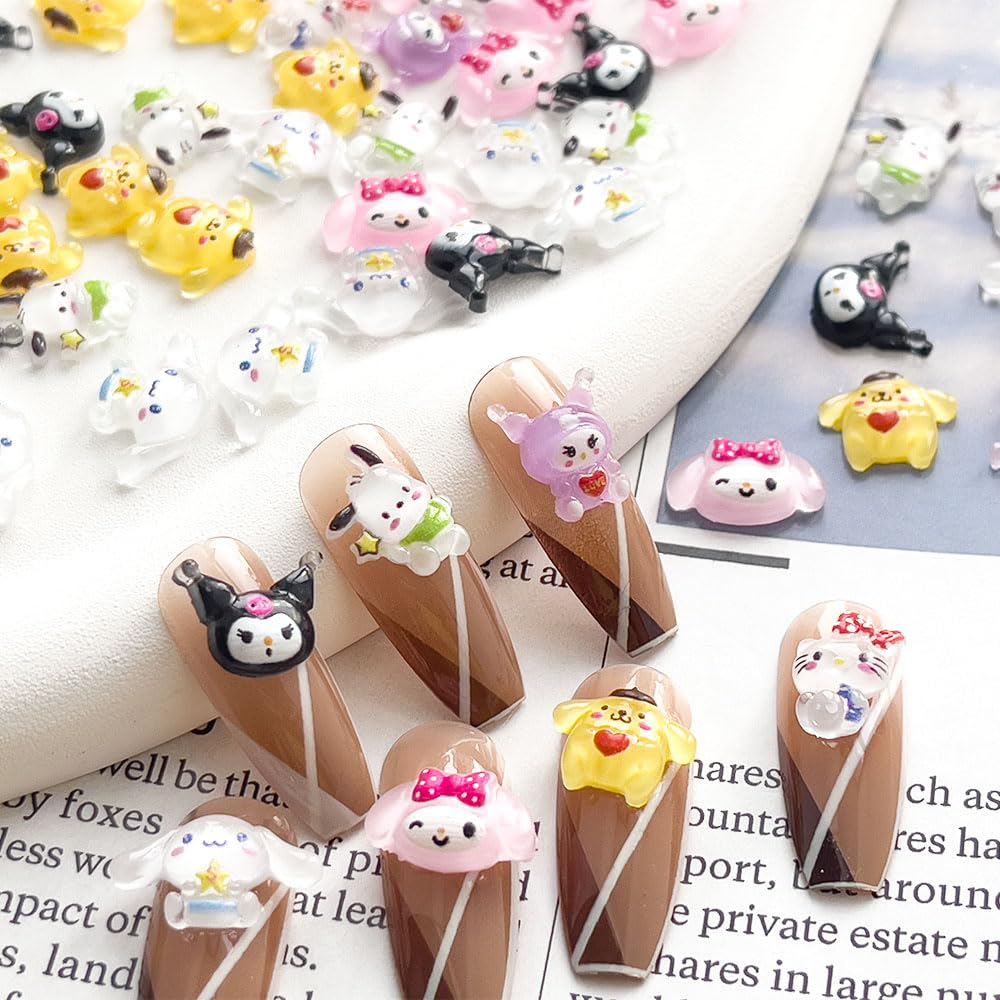 Akutoer charms decorating a phone case illustrating creative accessory customization