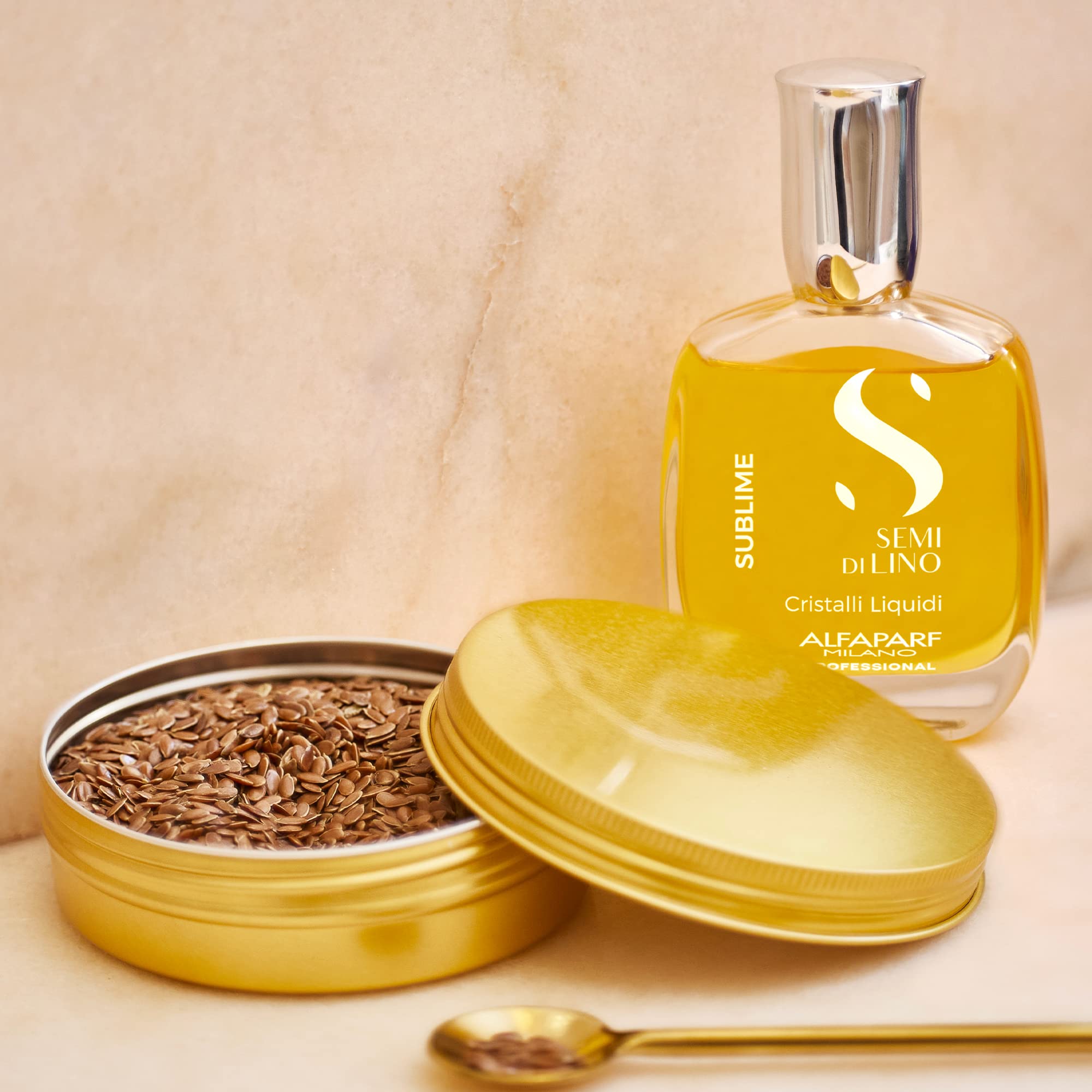 ALFAPARF MILANO flaxseed ingredient display emphasizing natural shine benefit