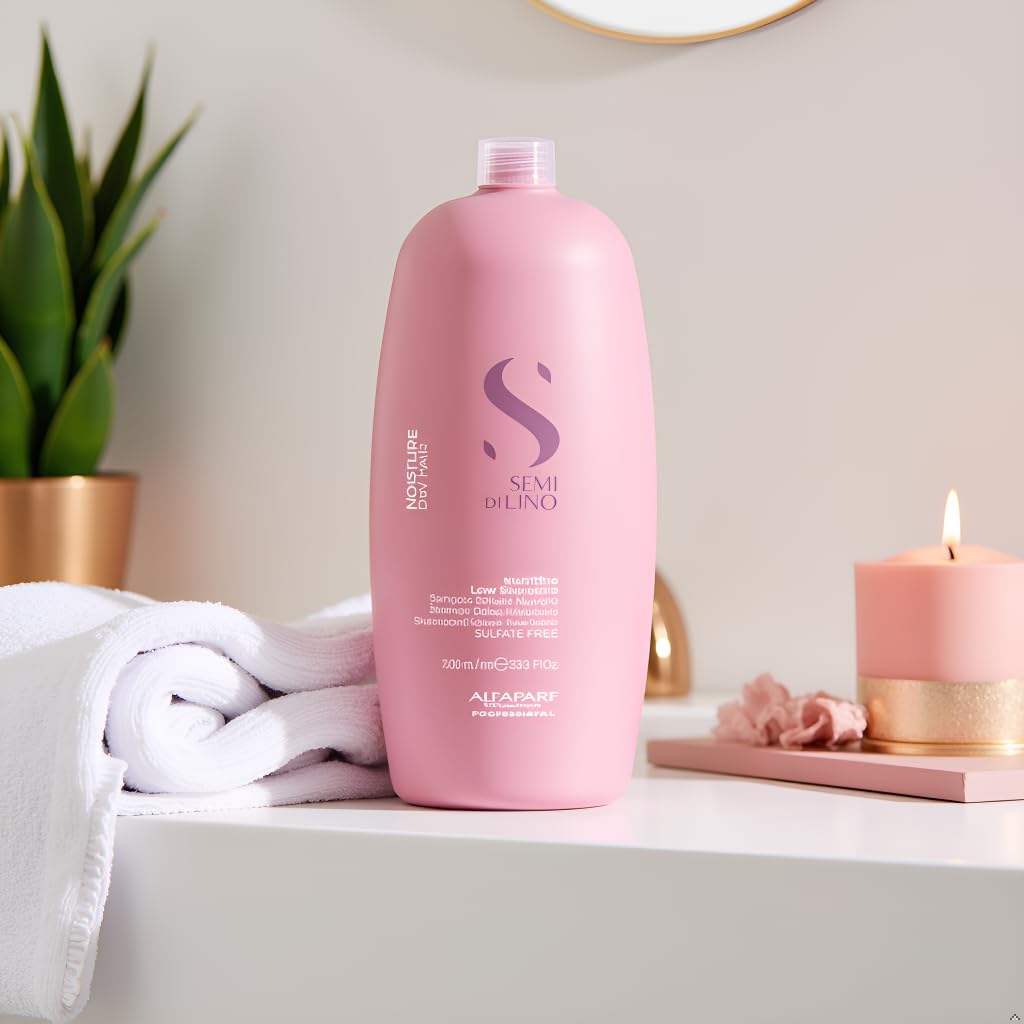 ALFAPARF MILANO creamy foam texture that hydrates and softens hair
