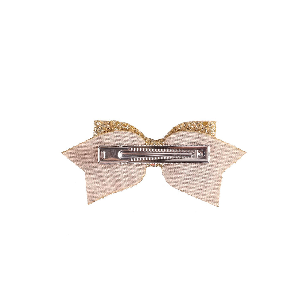 Amybasic teen wearing clip in ponytail for stylish, polished look