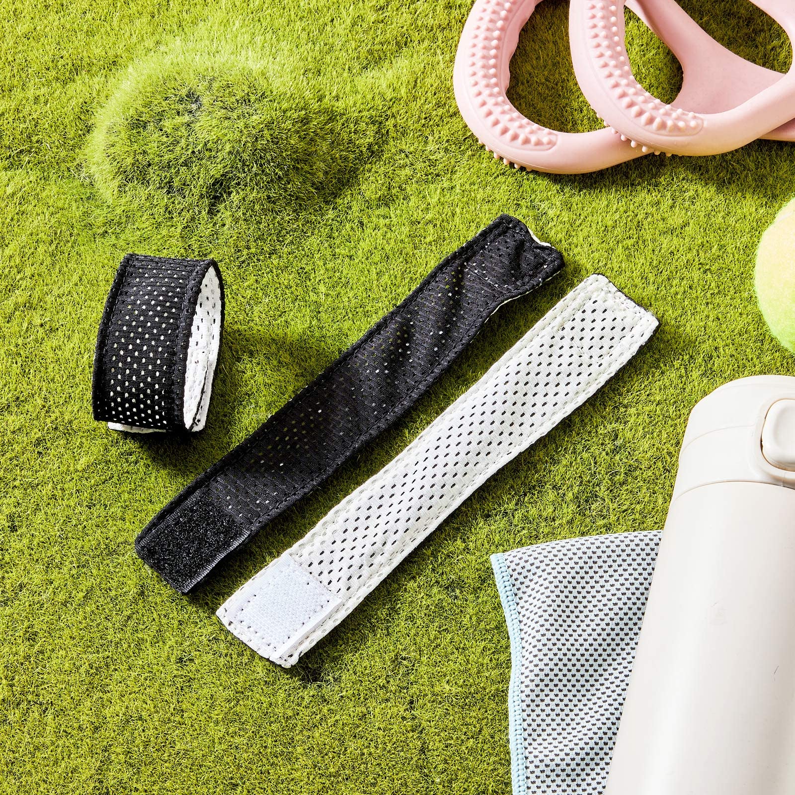 Amylove lifestyle image on sports field demonstrating reliable sleeve control