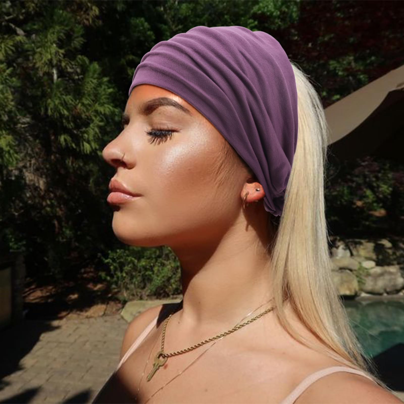 AQOKKA headband used during yoga showing non-slip performance